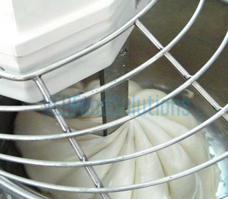 SS 304 Pasta Extruder Machine, Capacity: 150 KG, 500 -600 KG