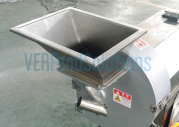 Root vegetable cutting machine feeding hopper 