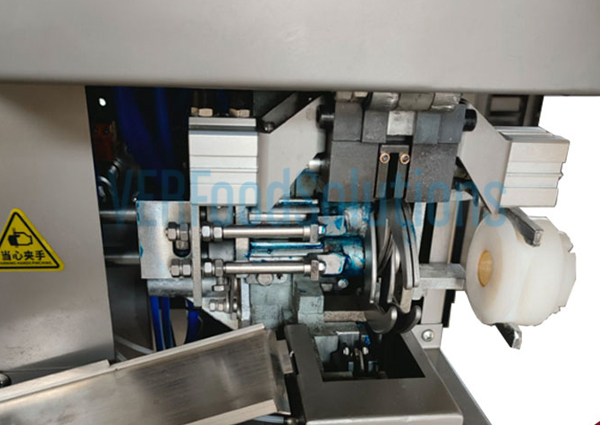 Aluminum Wire Sausage Clipper Machine