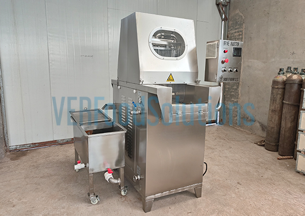 the marinating brine injector