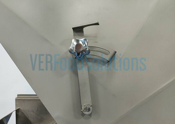 bread crumbing machine