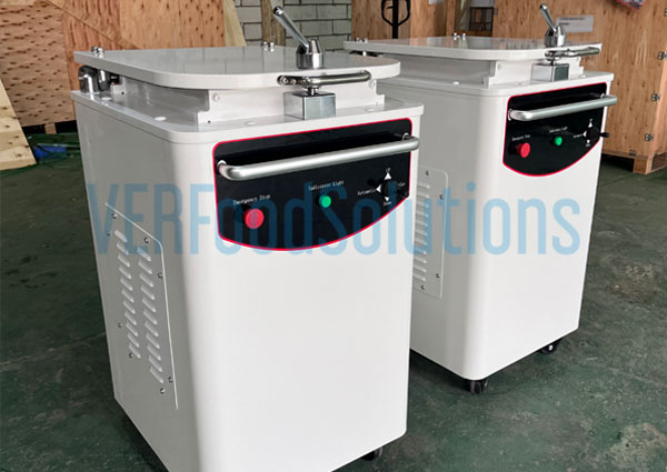 hydraulic dough divider