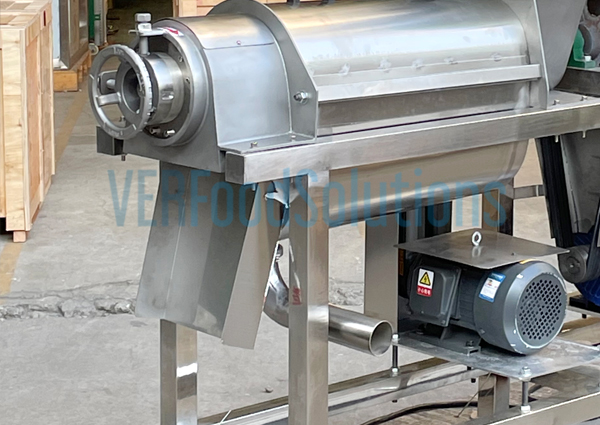Industrial Juice Extractor
