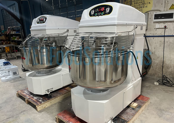 twin speed dough mixer